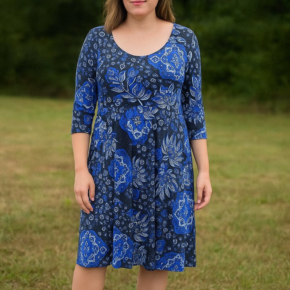 Title Nine 3/4 Sleeve Blue Floral A-Line Dream Dress Sz. XL Pocket - Picture 9 of 10